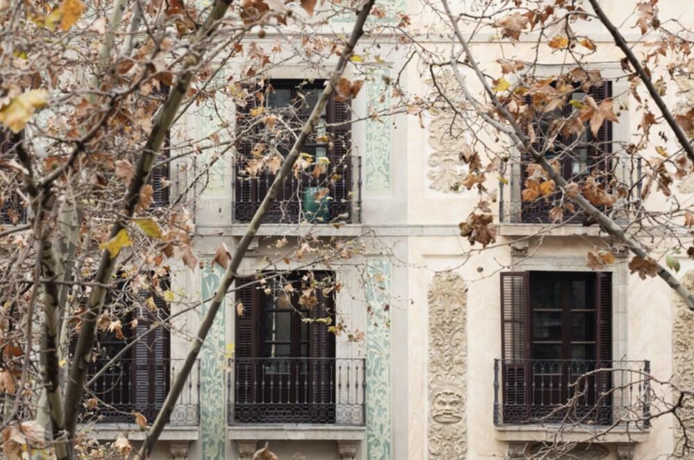 Yurbban Ramblas Boutique Hotel Barcelona Eksteriør billede