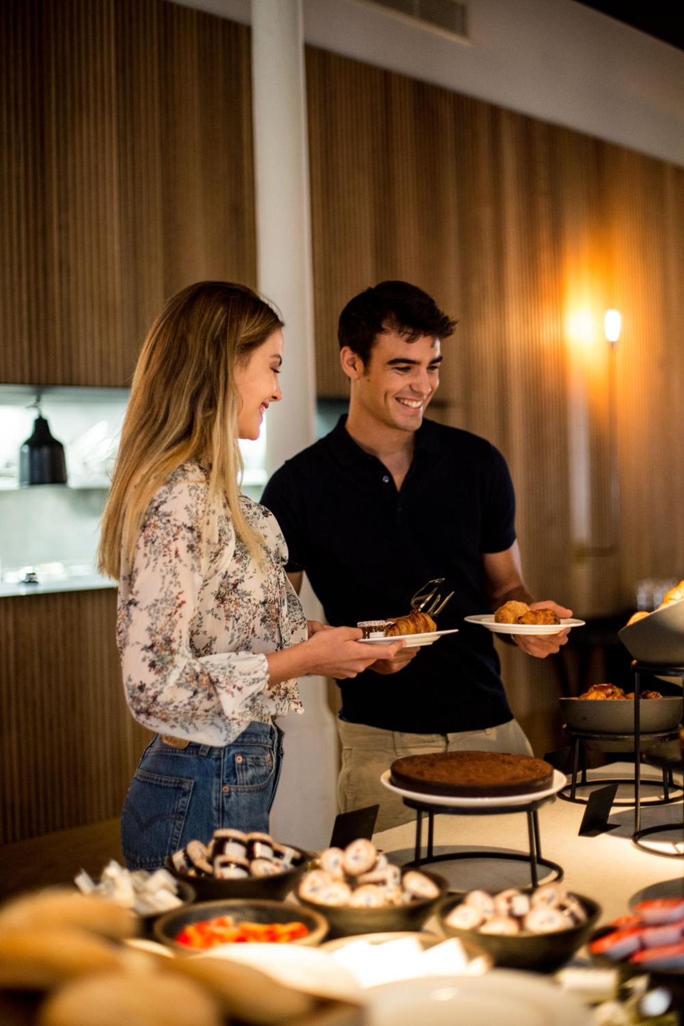 Yurbban Ramblas Boutique Hotel Barcelona Eksteriør billede
